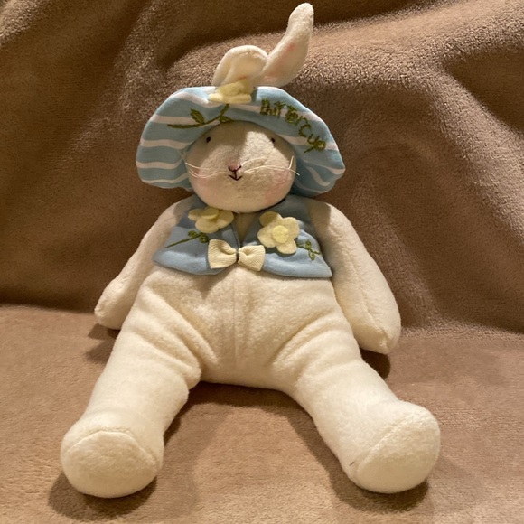 Easter Decor - Picture 5 of 9